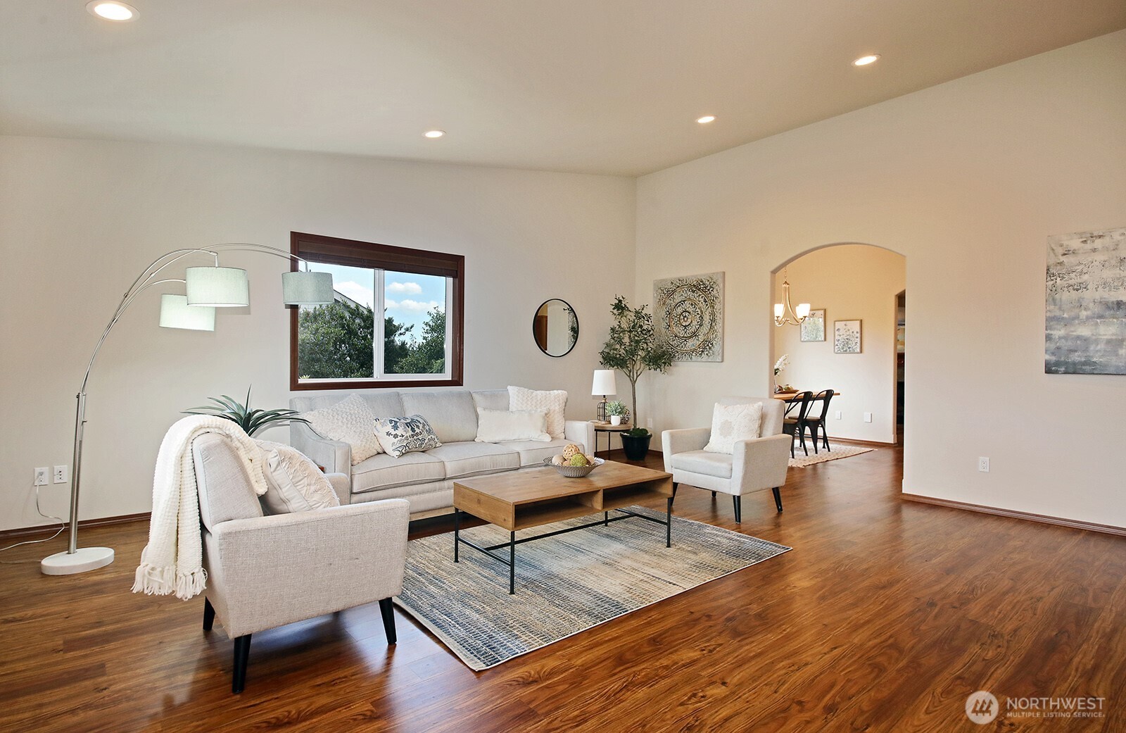 4880 Harbor Hills Drive