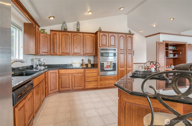 15 Diamond Drive