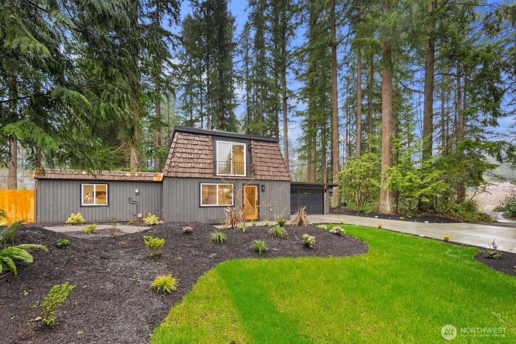 Photo of 16644 SE 235th Street, Kent, WA 98042 (MLS # 2491854)