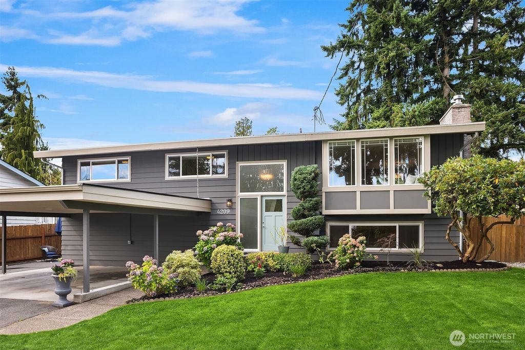 Photo of 4209 192nd Place SW, Lynnwood, WA 98036 (MLS # 2431580)