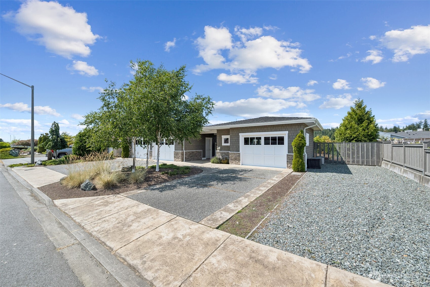 2204 Dover Drive