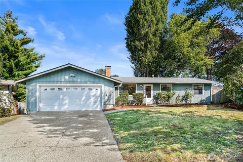 Photo of 16424 126th Place PL SE, Renton, WA 98058 (MLS # 2588231)