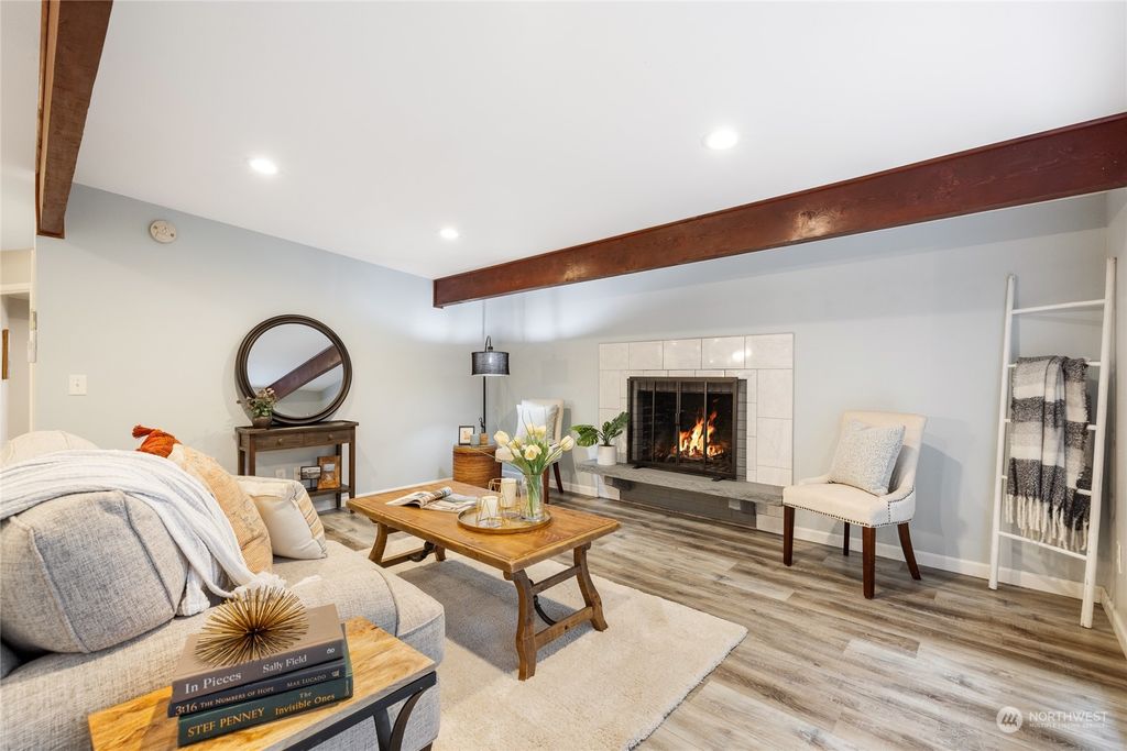 Photo of 1305 SW 310th Street, Federal Way, WA 98023 (MLS # 2318389)