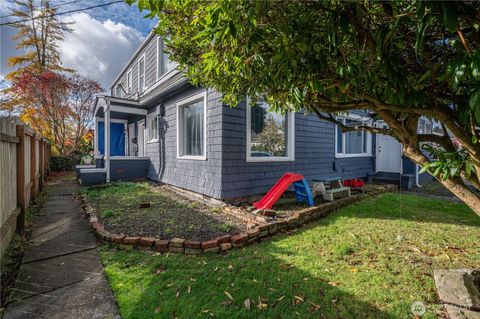 Photo of 409 N M Street, Aberdeen, WA 98520 (MLS # 2456376)