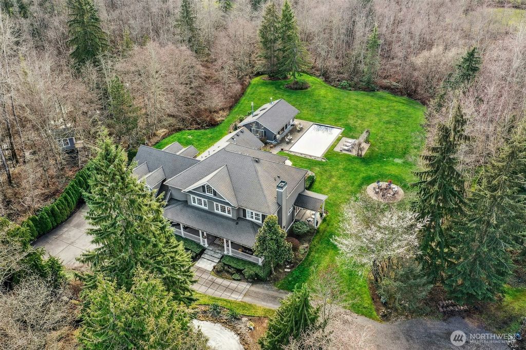 Photo of 5607 256th Avenue NE, Redmond, WA 98053 (MLS # 2334139)