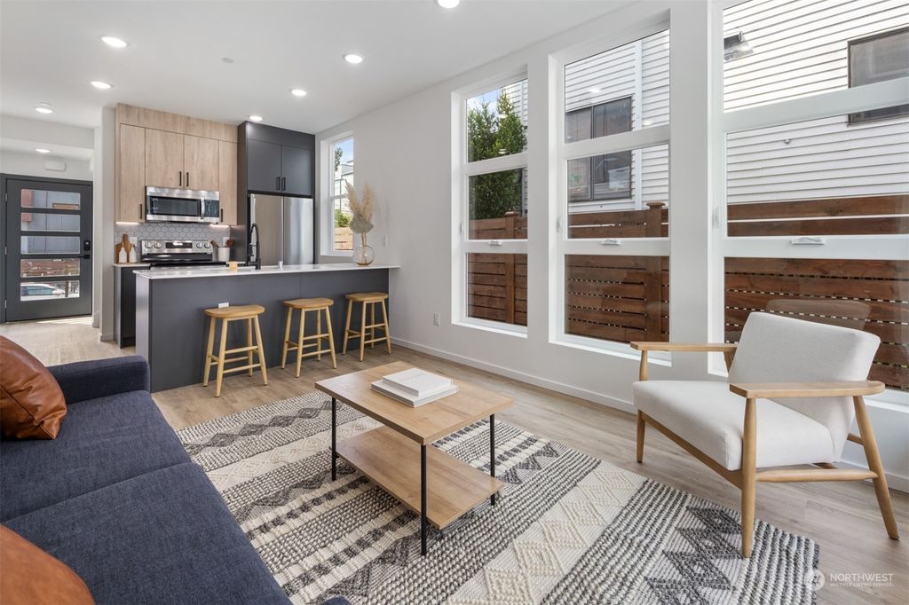 Photo of 822 A NW 52nd Street, Seattle, WA 98107 (MLS # 2238021)