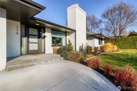 Photo of 775 Wauna Vista Drive, Walla Walla, WA 99362 (MLS # 2457611)