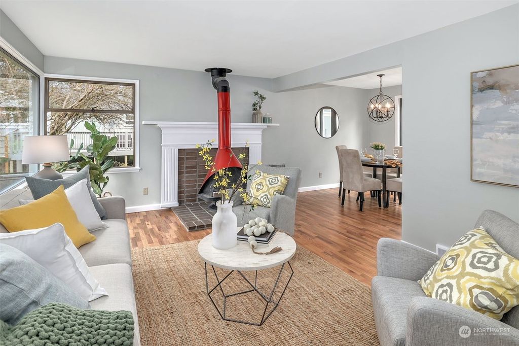 Photo of 7052 20th Place NE, Seattle, WA 98115 (MLS # 2053972)