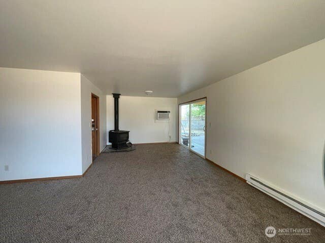 Photo of 511 Castle Dr Street, Moses Lake, WA 98837 (MLS # 2547281)