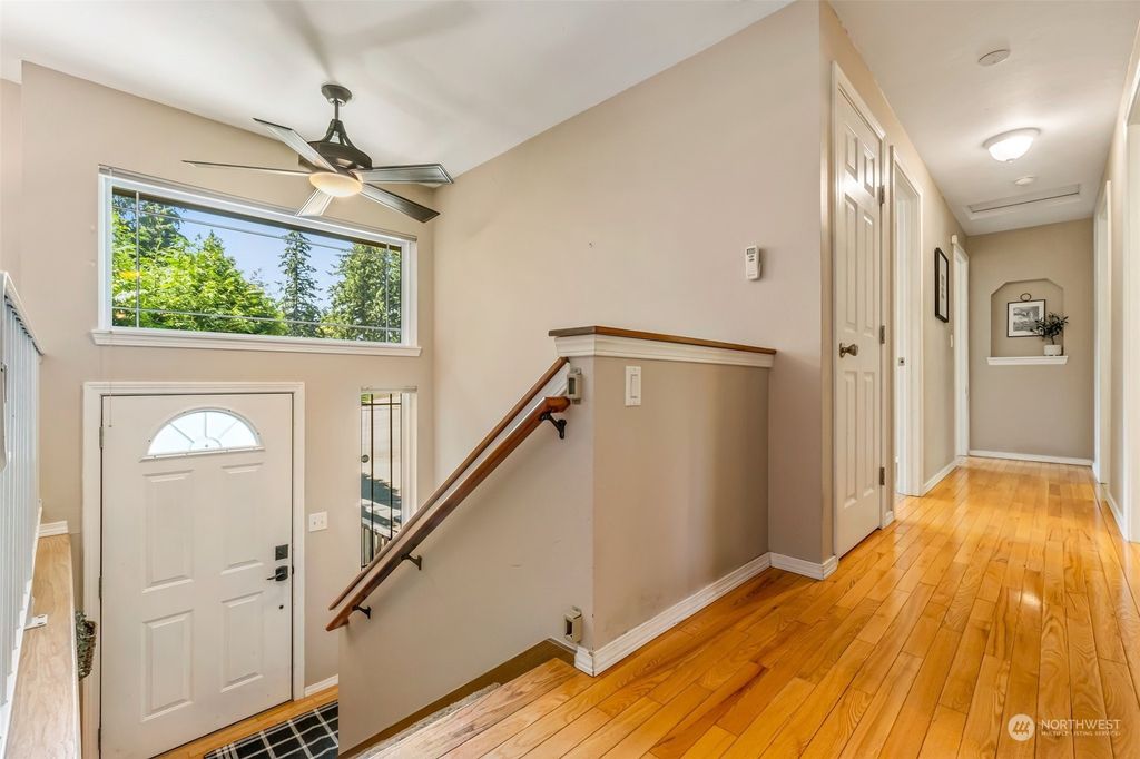 Photo of 3138 SW 339th Street, Federal Way, WA 98023 (MLS # 2255185)