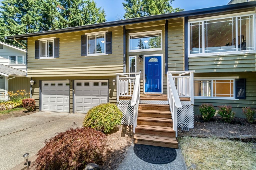 Photo of 3138 SW 339th Street, Federal Way, WA 98023 (MLS # 2255185)