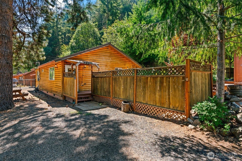 150 Pine Cliffs Drive