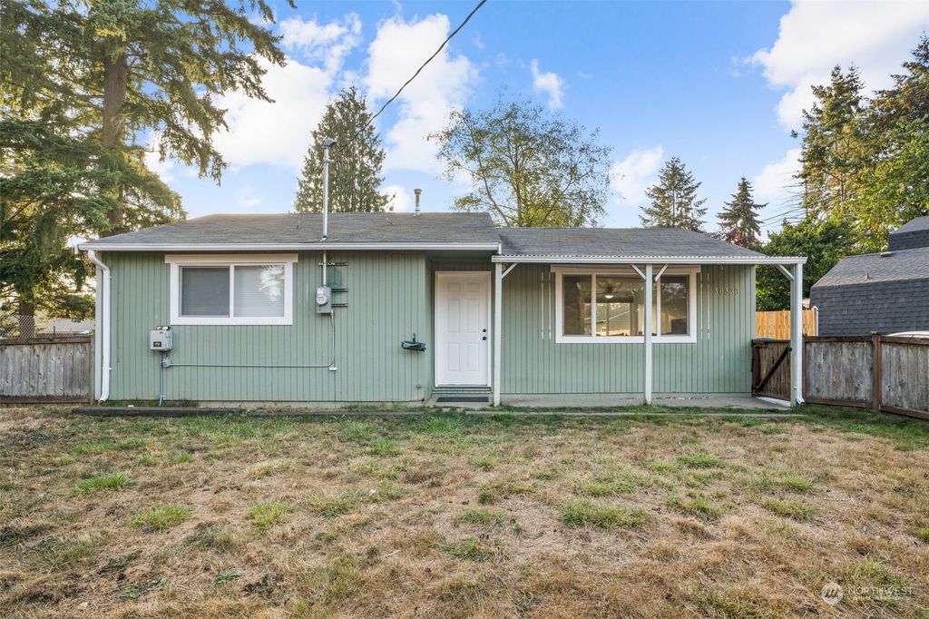 Photo of 30533 6th Place SW, Federal Way, WA 98023 (MLS # 2005963)