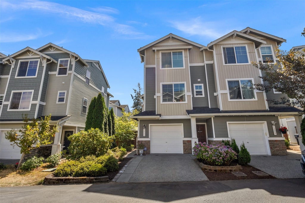 Photo of 402 126th Place SE #A, Everett, WA 98208 (MLS # 2599356)