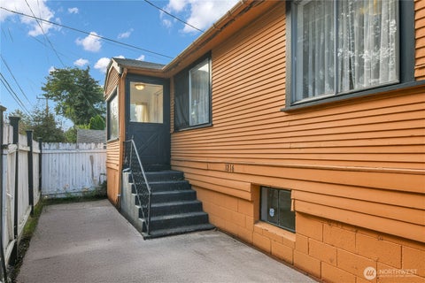 Photo of 1216 N 103rd Street, Seattle, WA 98133 (MLS # 2578946)