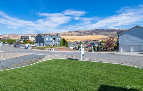 A home in East Wenatchee