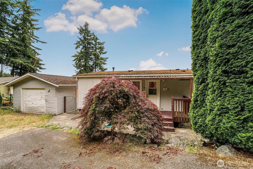 Photo of 675 Vesper Way, Camano Island, WA 98282 (MLS # 2556052)