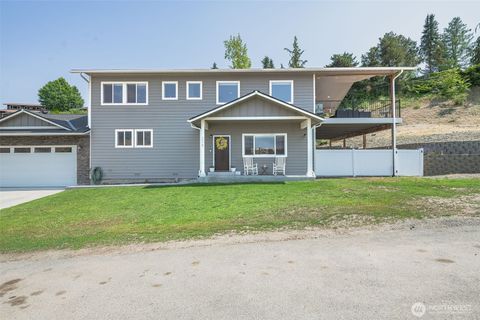 Photo of 205 Skyline Drive, Cashmere, WA 98815 (MLS # 2394744)