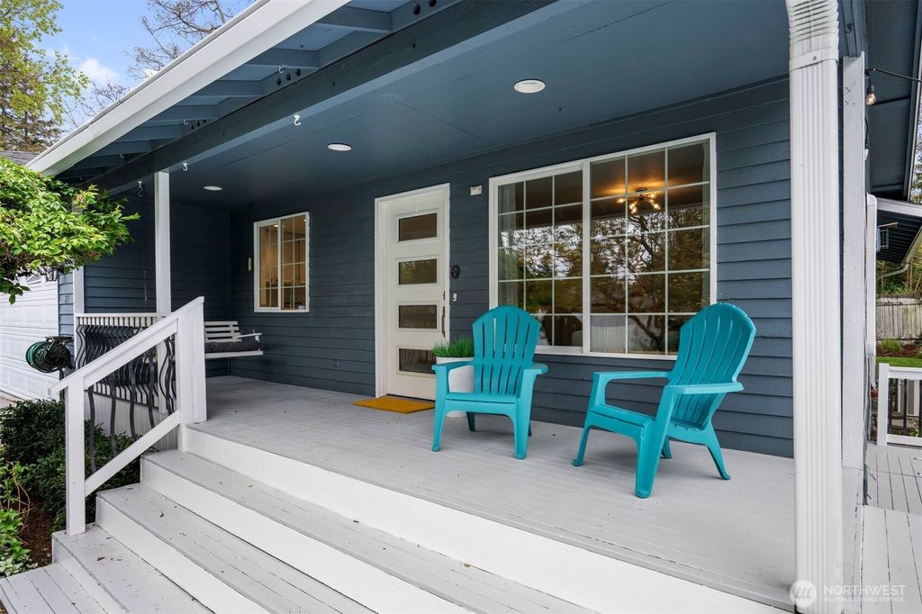 Photo of 25 E Intercity Avenue, Everett, WA 98208 (MLS # 2513972)