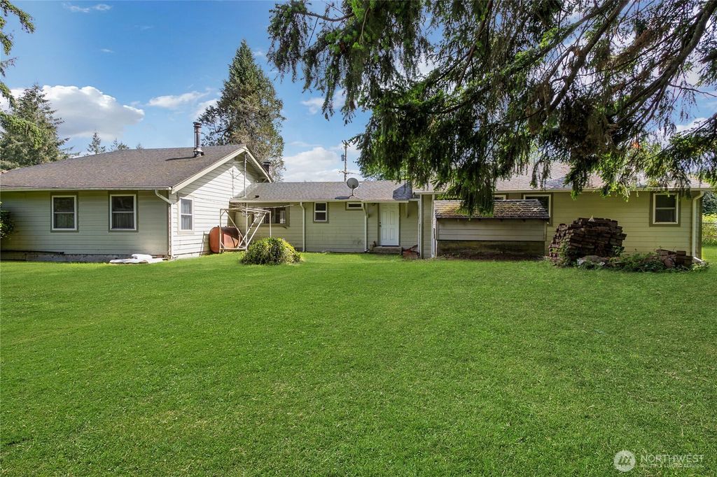 Photo of 20925 SE Renton-Maple Valley Road, Maple Valley, WA 98038 (MLS # 2379708)
