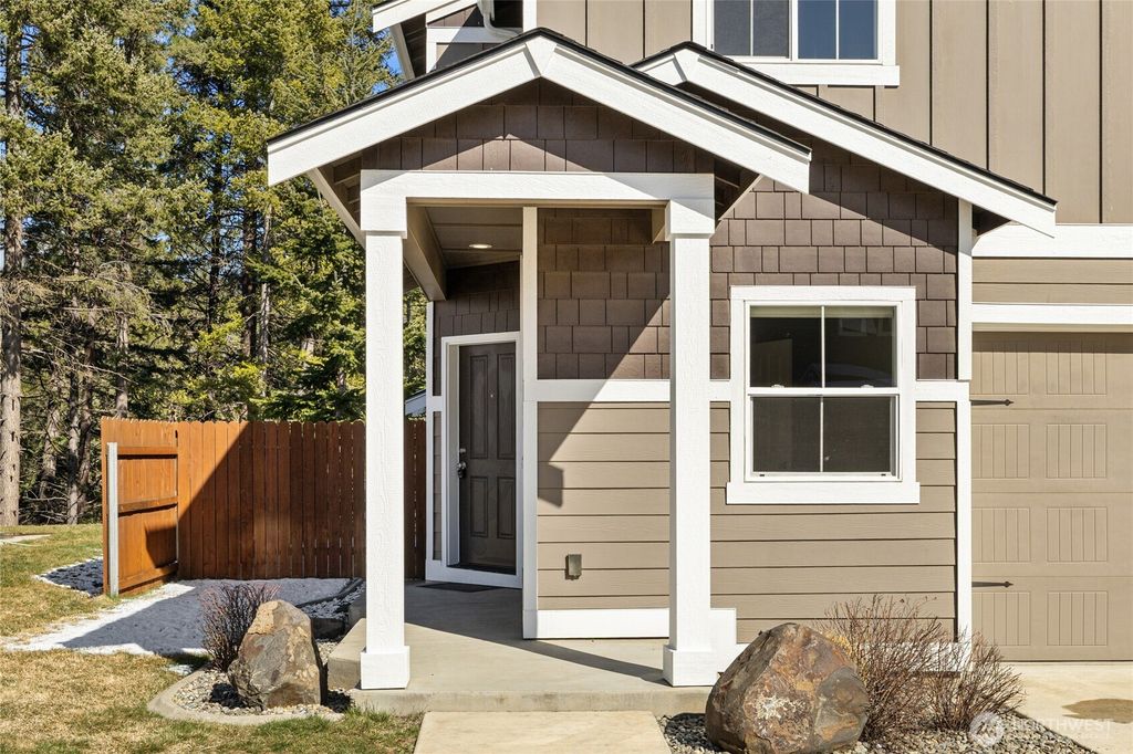 Photo of 1402 Marian Drive, Cle Elum, WA 98922 (MLS # 2491611)