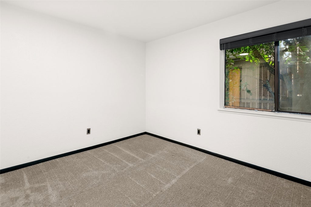 Photo of 3655 Albion Place N #3, Seattle, WA 98103 (MLS # 2599231)