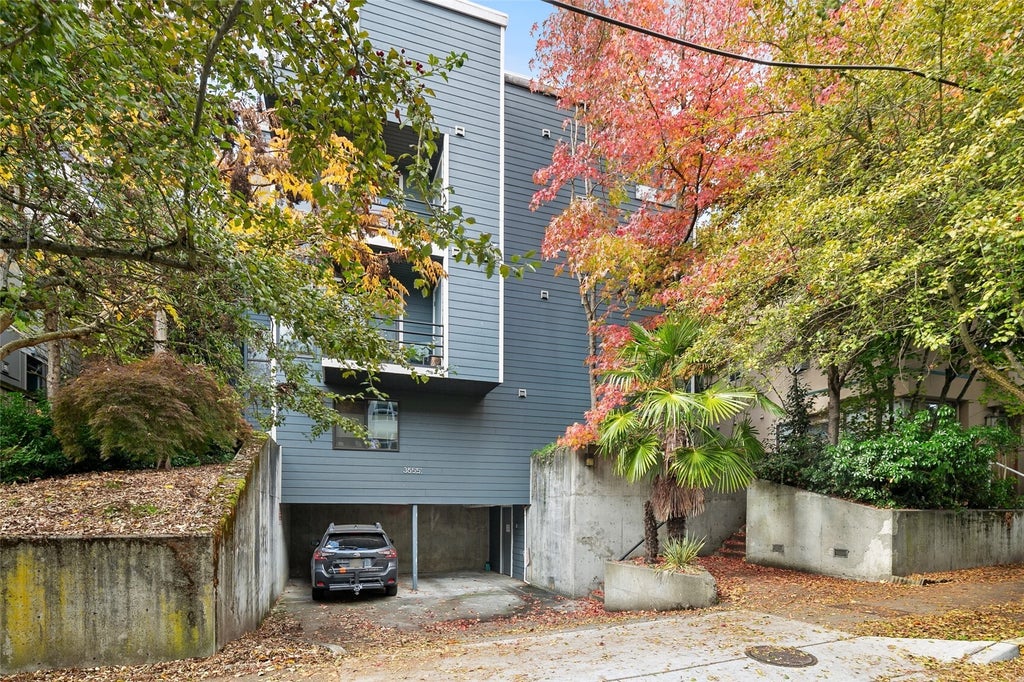 Photo of 3655 Albion Place N #3, Seattle, WA 98103 (MLS # 2599231)