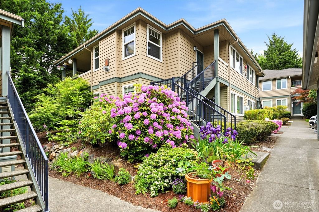 Photo of 1500 S 18th Street #P201, Renton, WA 98055 (MLS # 2526150)