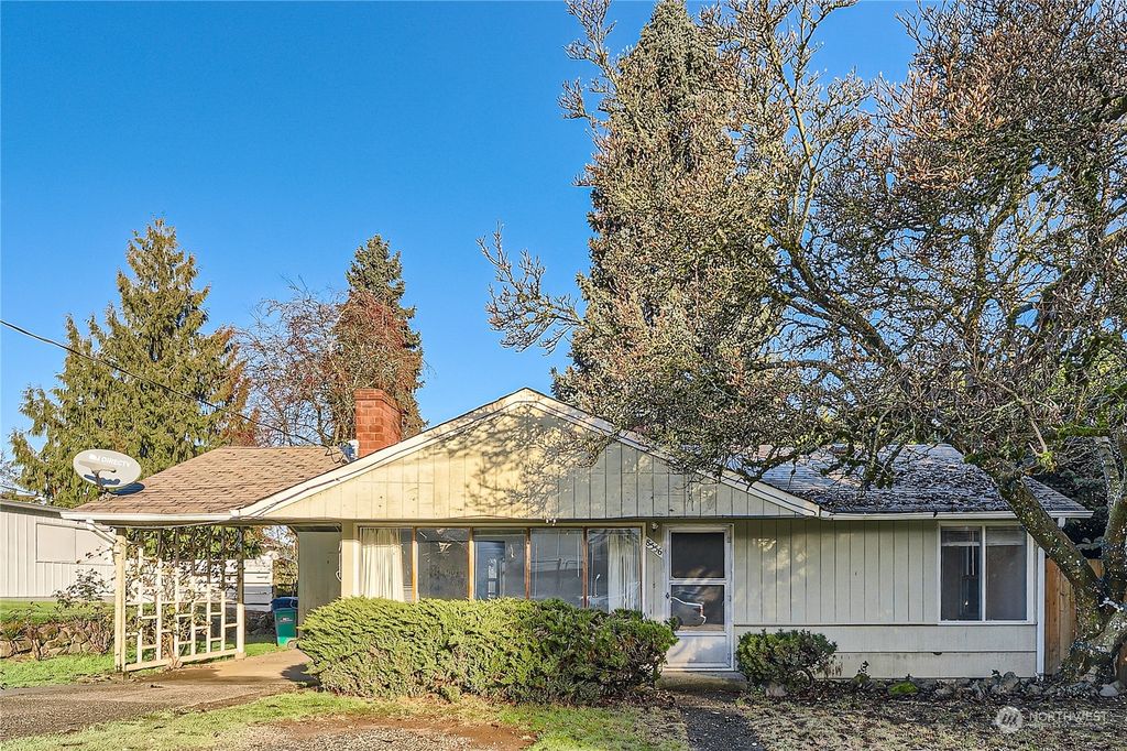 Photo of 8556 S 123rd Place, Seattle, WA 98178 (MLS # 2188801)