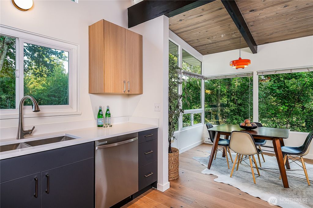 Photo of 2811 NE 105th Street, Seattle, WA 98125 (MLS # 2427291)