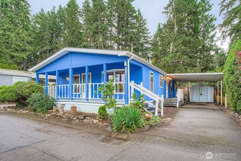 Photo of 11122 127th Street Ct E #10, Puyallup, WA 98374 (MLS # 2444486)