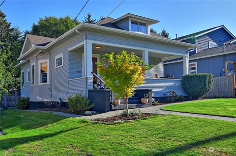 Photo of 3419 Norton Avenue, Everett, WA 98201 (MLS # 2175301)