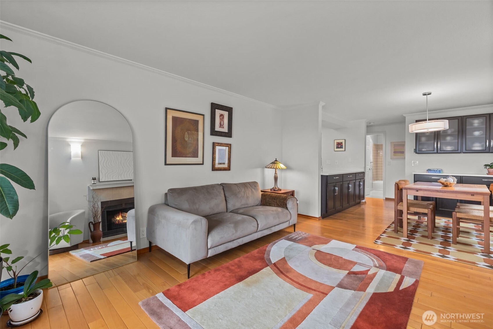 4222 Beach Drive SW 303
