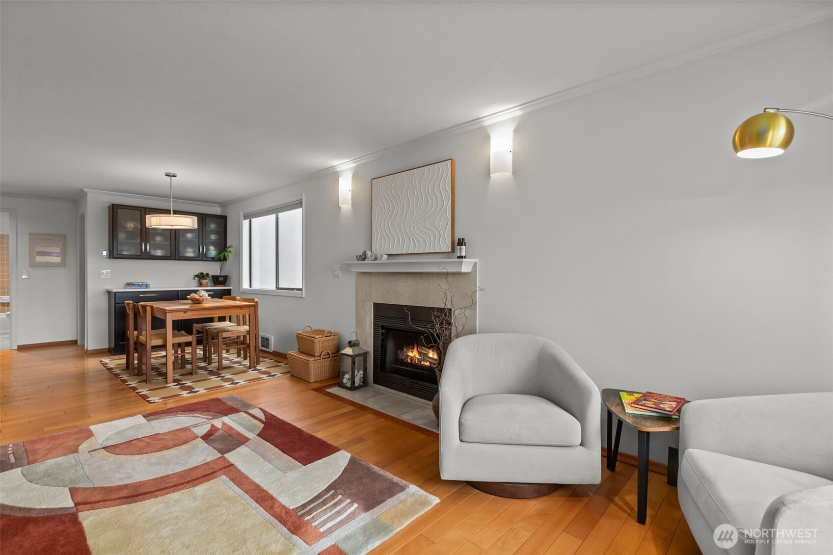 4222 Beach Drive SW 303