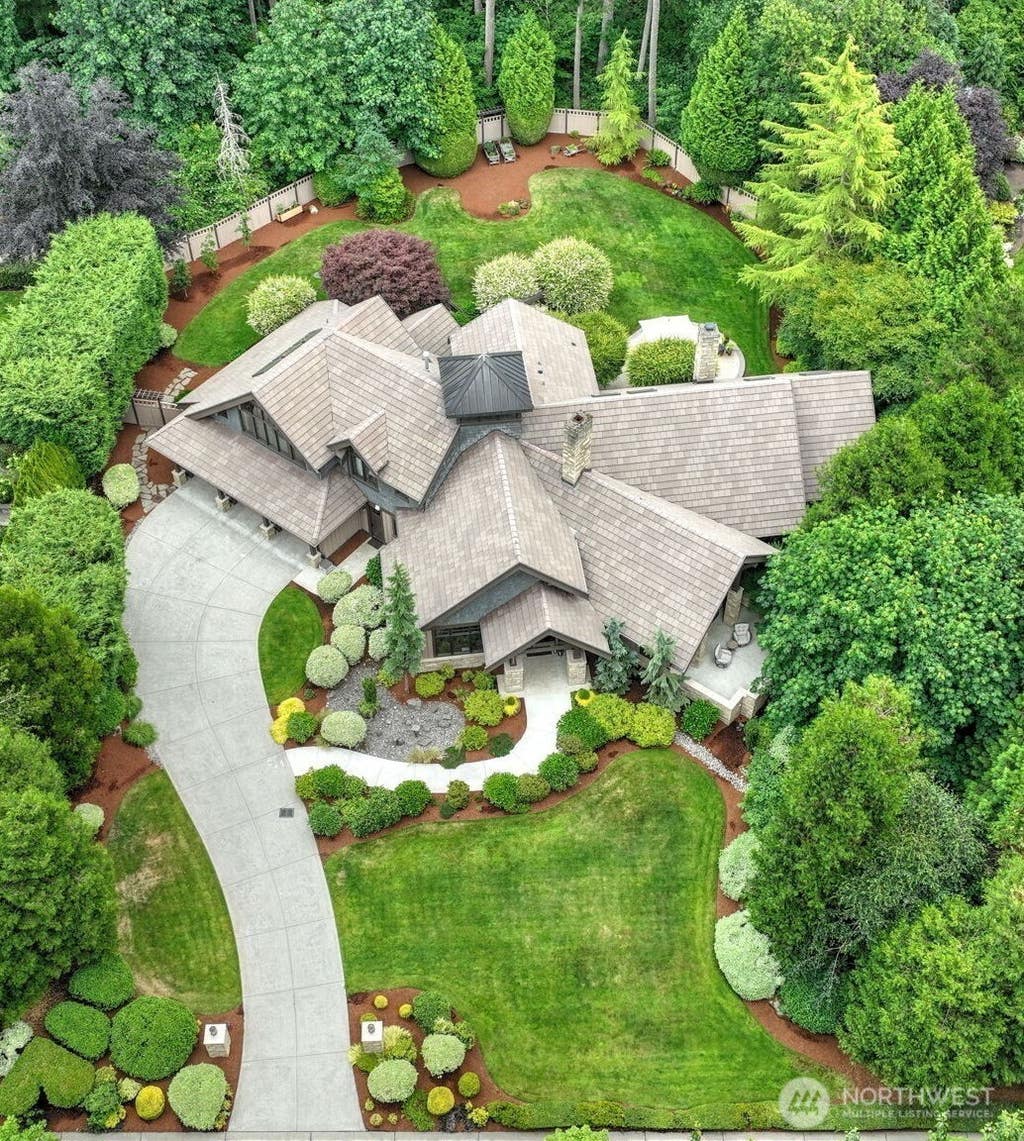 Photo of 19360 163rd Court NE, Woodinville, WA 98072 (MLS # 2545140)