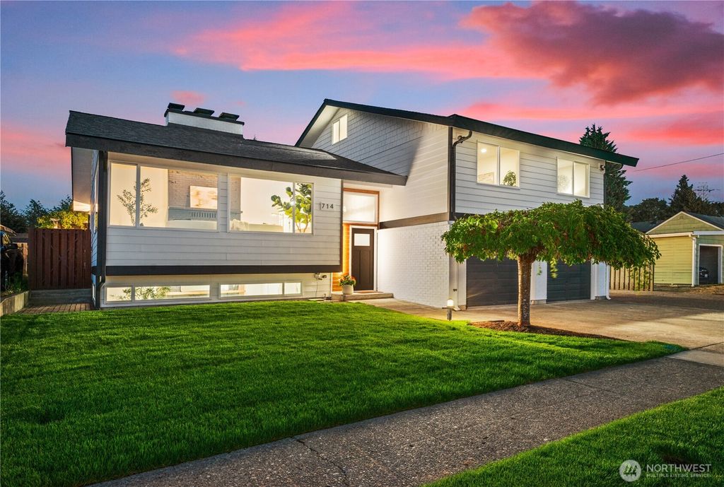 Photo of 714 High Avenue S, Renton, WA 98057 (MLS # 2441534)