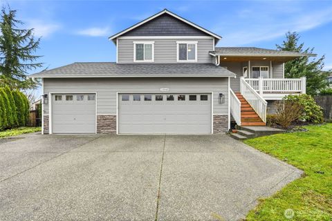 Photo of 11848 33rd Place NE, Lake Stevens, WA 98258 (MLS # 2458675)