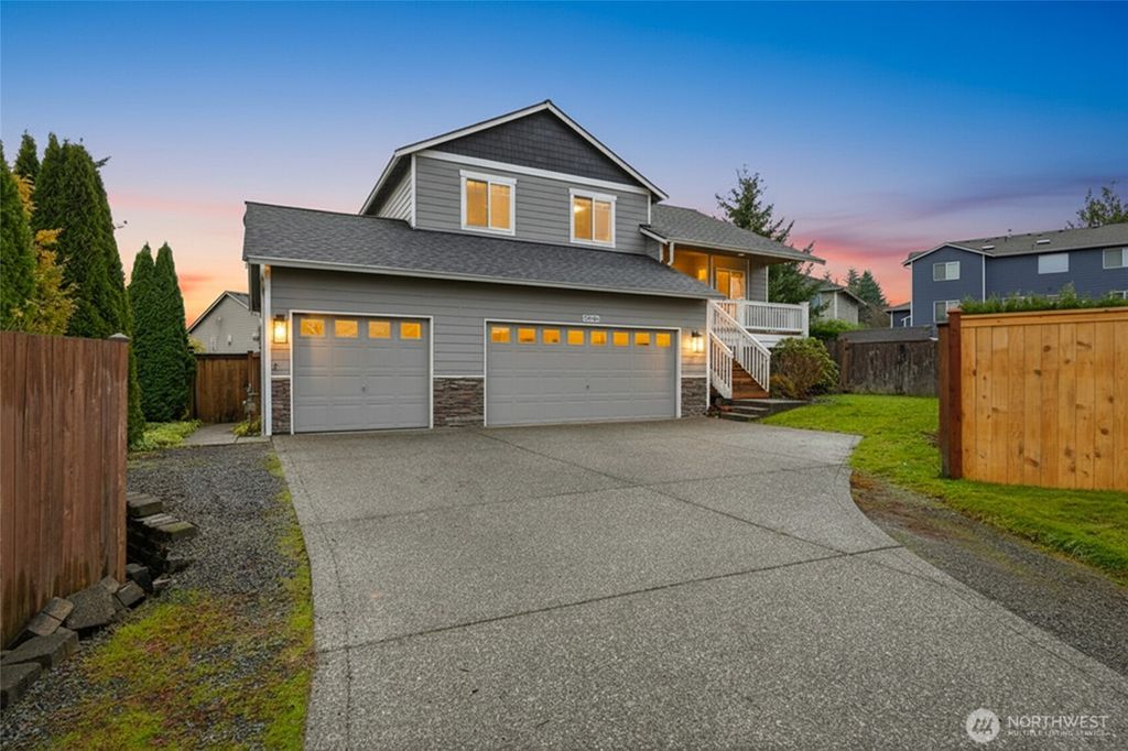 Photo of 11848 33rd Place NE, Lake Stevens, WA 98258 (MLS # 2458675)