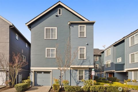 Photo of 841 5th Place NE, Issaquah, WA 98029 (MLS # 2501257)