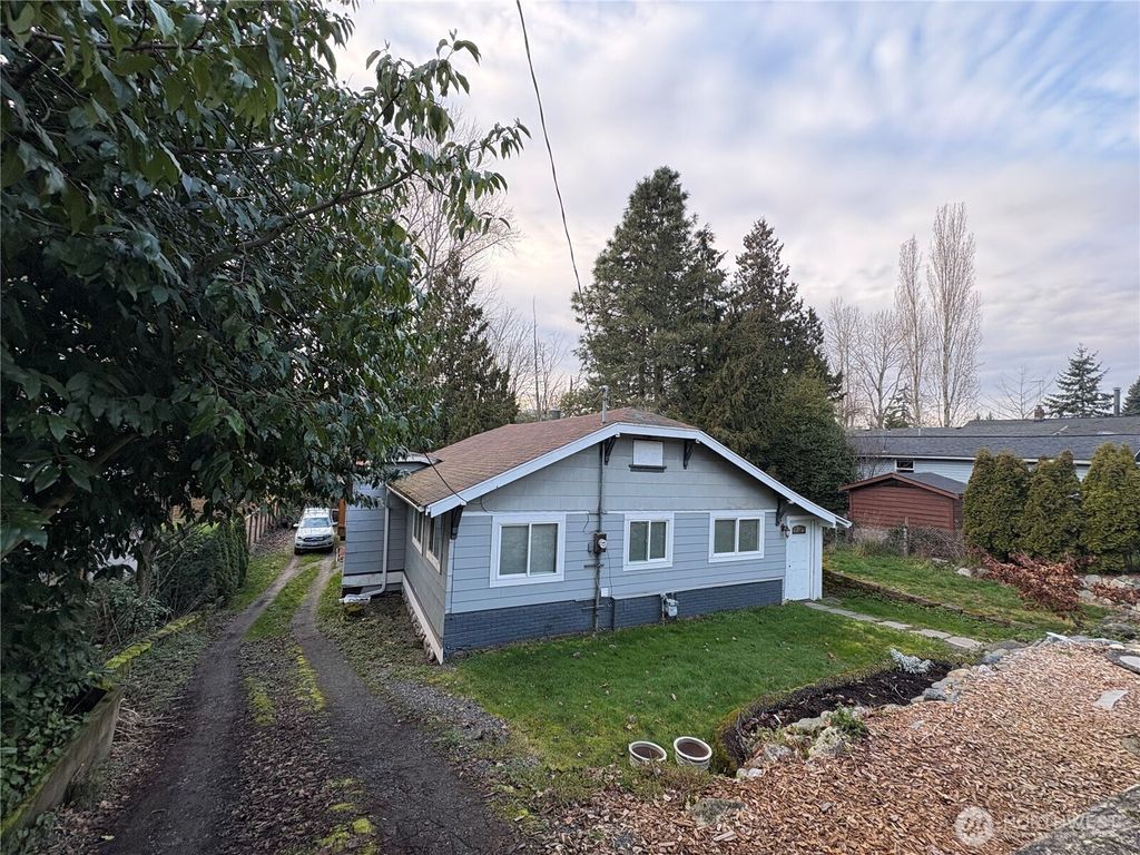 Photo of 4549 26th Avenue SW, Seattle, WA 98106 (MLS # 2485066)