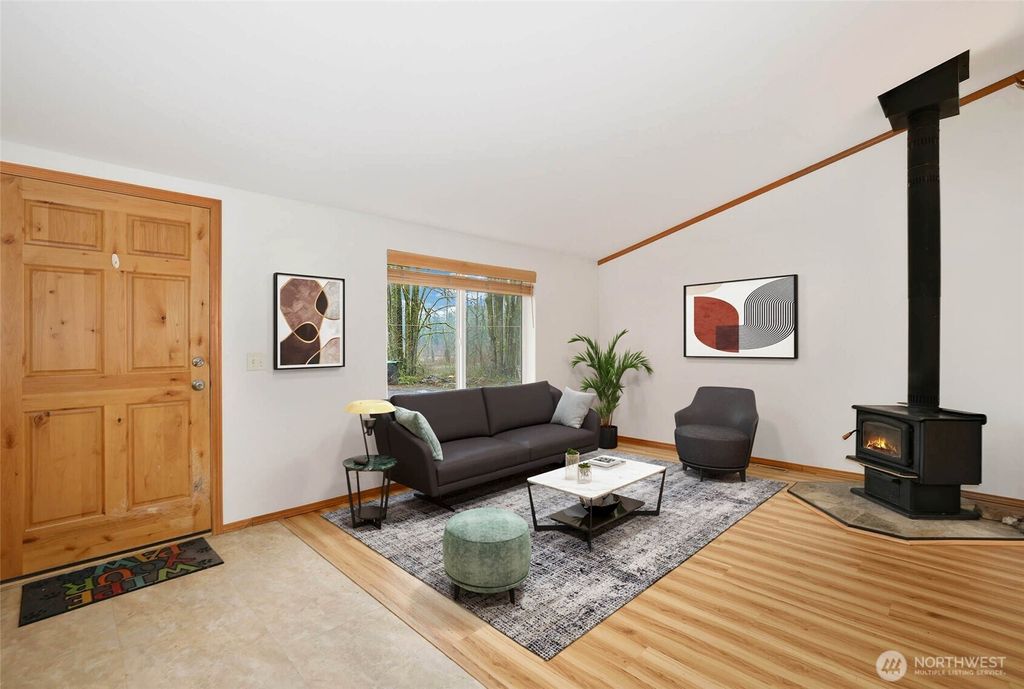 Photo of 18226 SE 164th Street, Renton, WA 98058 (MLS # 2496695)