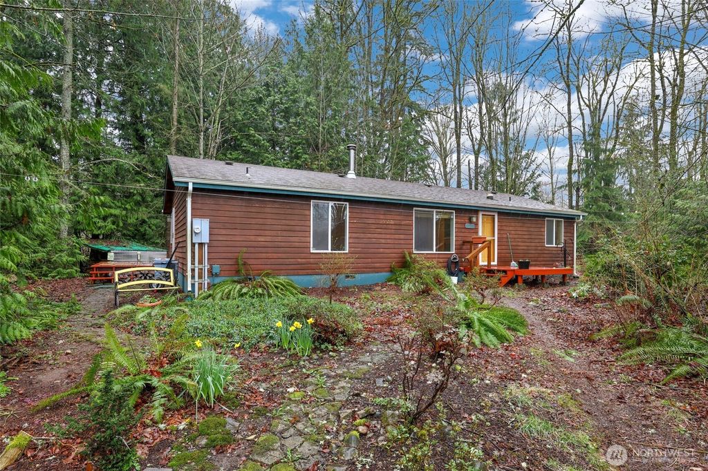 Photo of 18226 SE 164th Street, Renton, WA 98058 (MLS # 2496695)