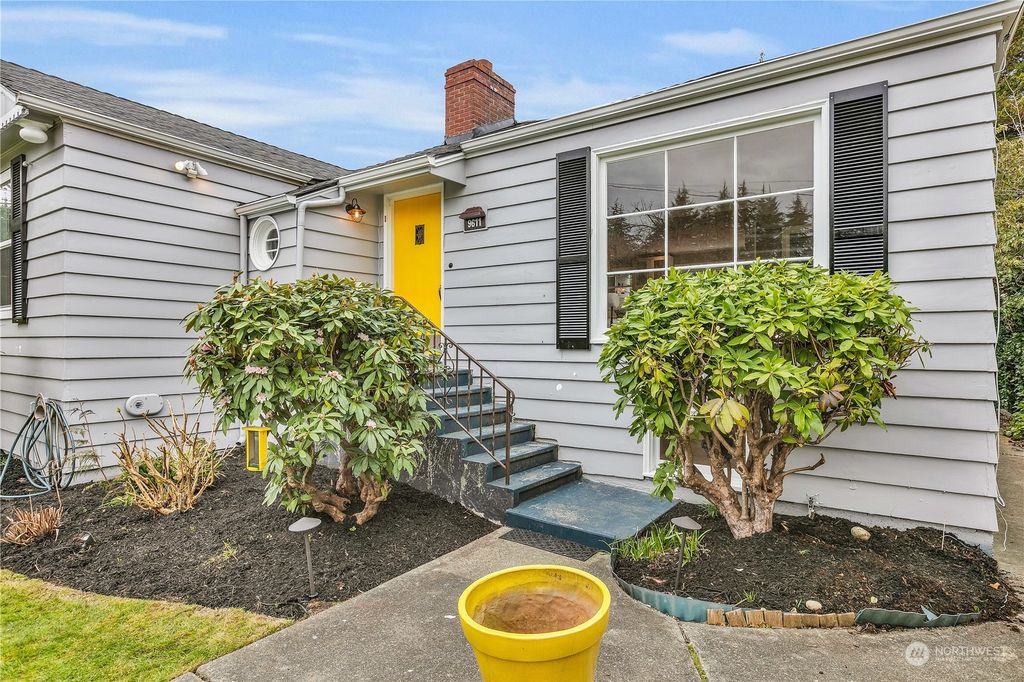 Photo of 9611 27th Avenue NW, Seattle, WA 98117 (MLS # 2207774)