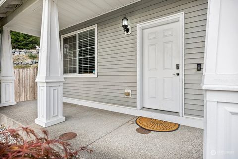 A home in Spanaway