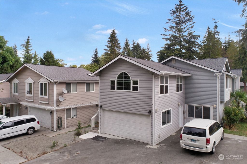Photo of 7118 NE 170th Street, Kenmore, WA 98028 (MLS # 2024880)