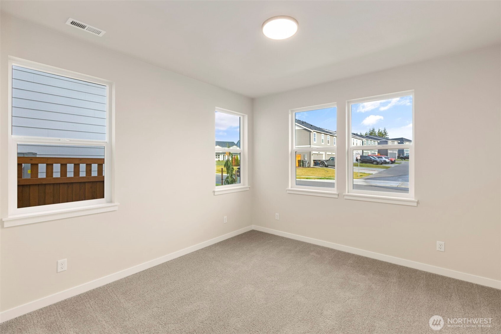 20402 150th Street E 581