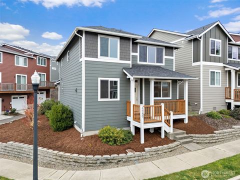 Photo of 2585 Filbert Avenue, Bremerton, WA 98310 (MLS # 2448946)