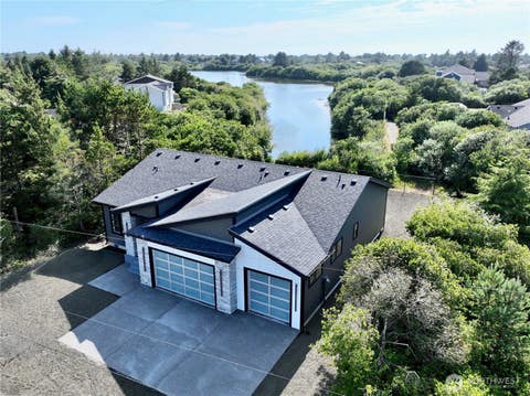 Photo of 887 Texmar Avenue SW, Ocean Shores, WA 98569 (MLS # 2548028)