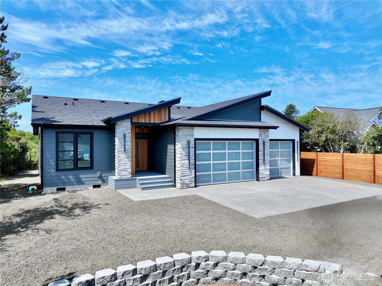 887 Texmar Avenue SW