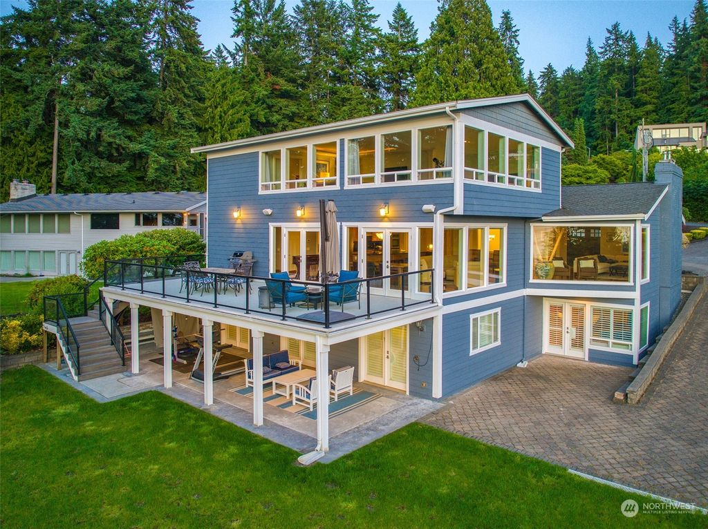 Photo of 8159 Frederick Place, Edmonds, WA 98026 (MLS # 2193478)
